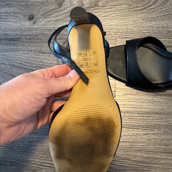 Aldo black heels - Picture 2 of 2